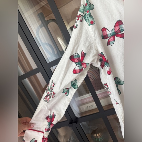 Disney Parks Pajamas shirt Christmas Holiday Retro Mickey Bows long holidays - Picture 4 of 8